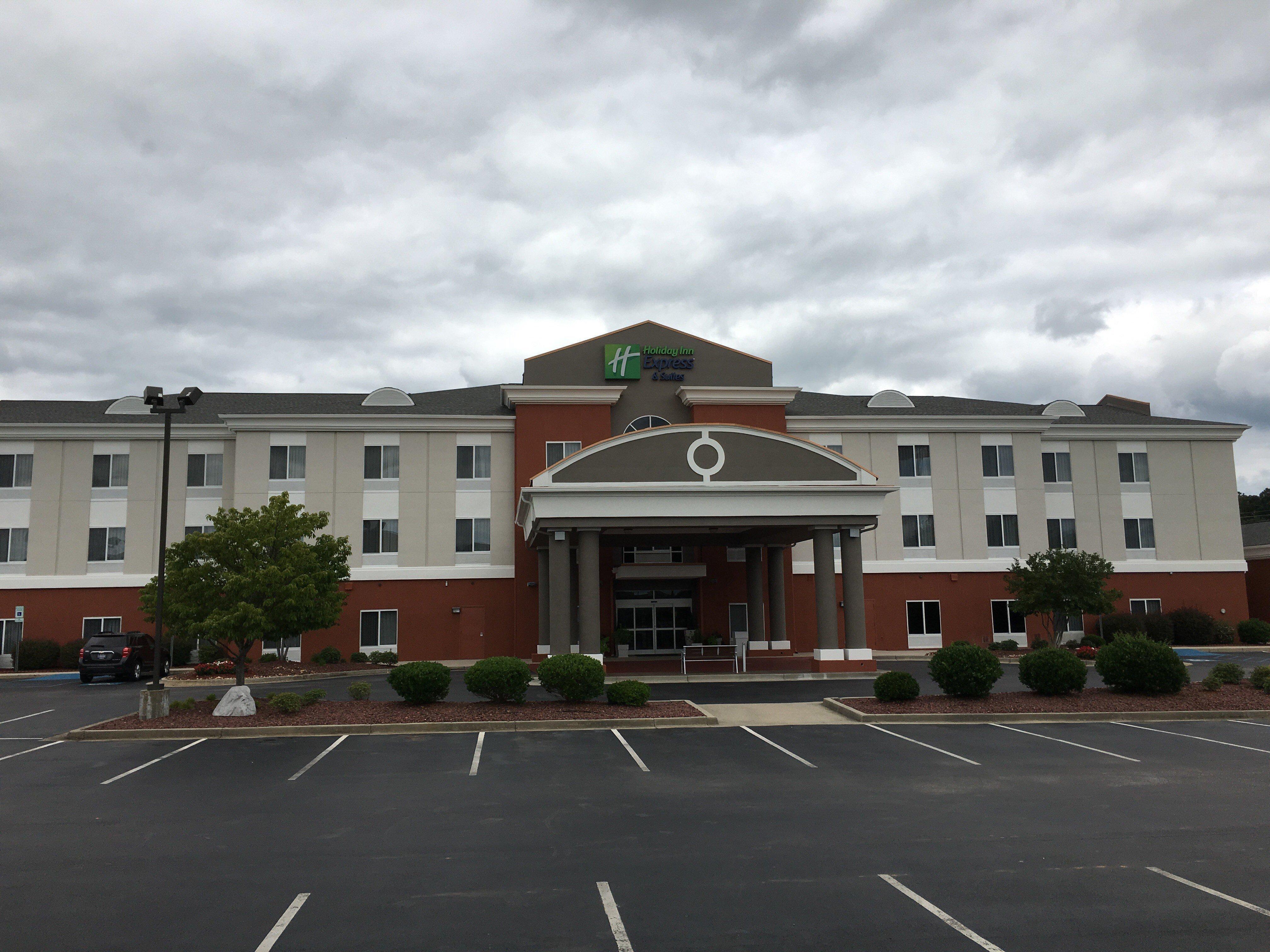 Holiday Inn Express Hotel & Suites Athens By Ihg Exterior foto